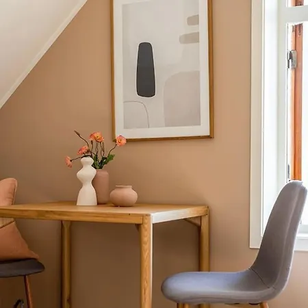 Cozy & Modern In Historic Area Of Bergen! Bergen
